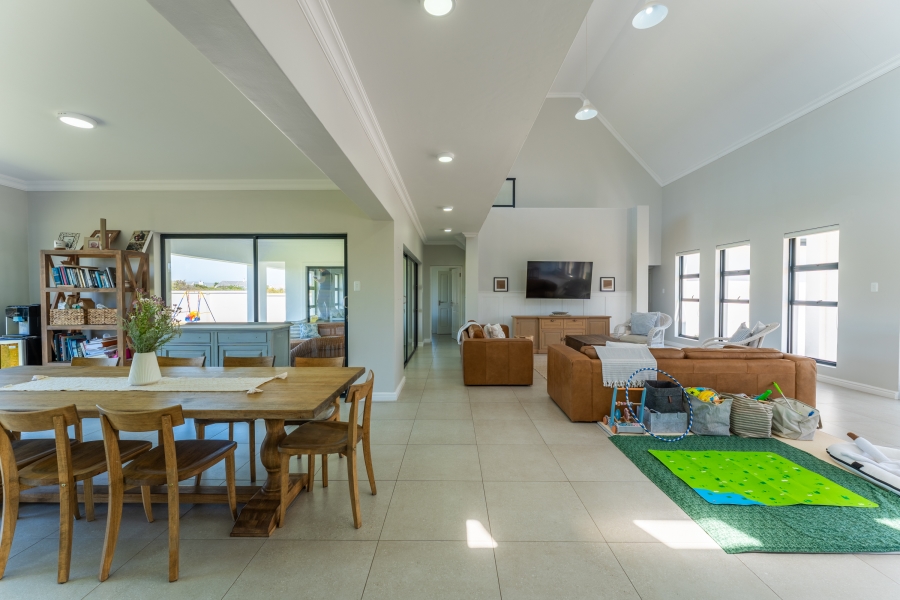 4 Bedroom Property for Sale in St Francis Links Eastern Cape